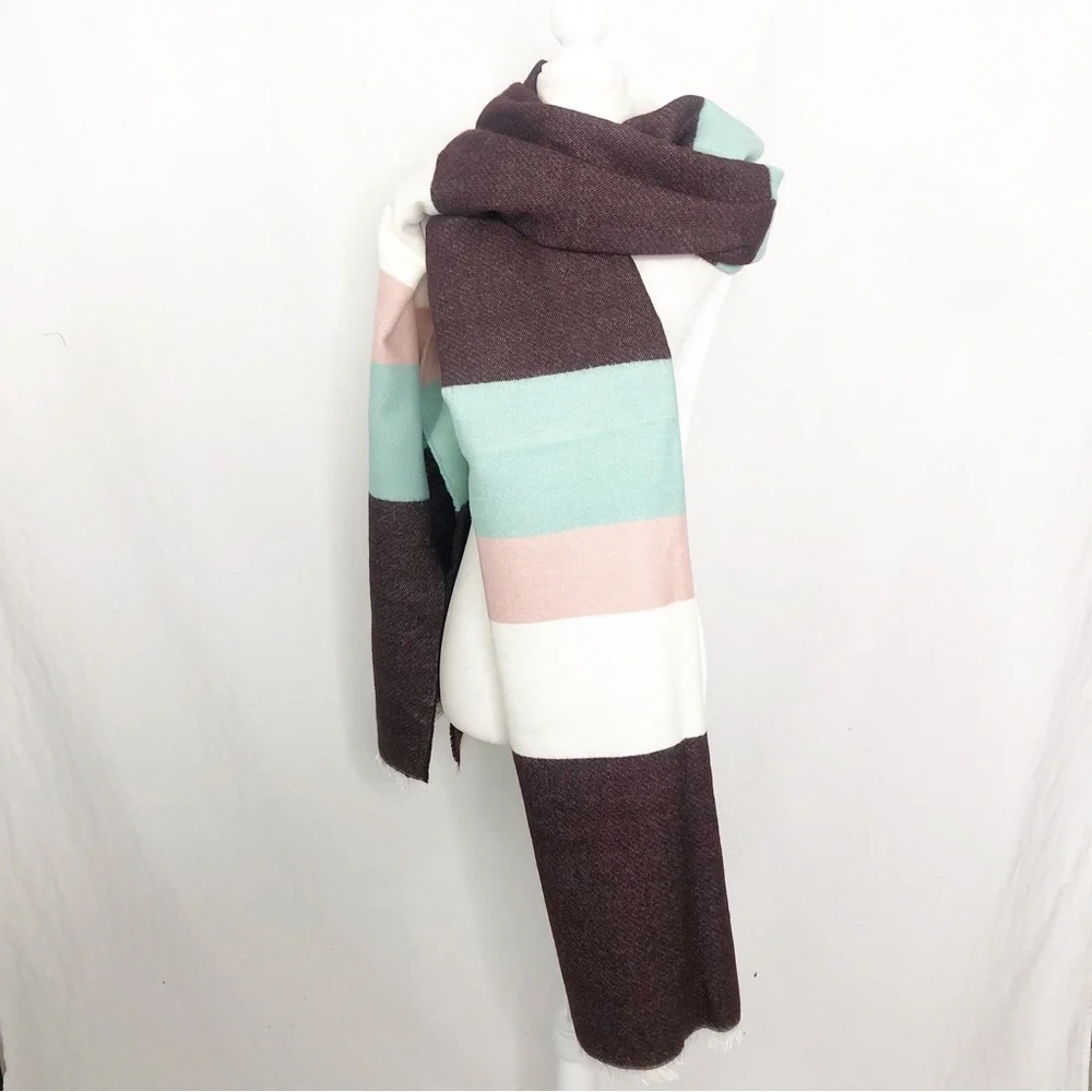 NEW LOFT Ann Taylor Soft Chunky Winter Scarf, Multiple Color Block